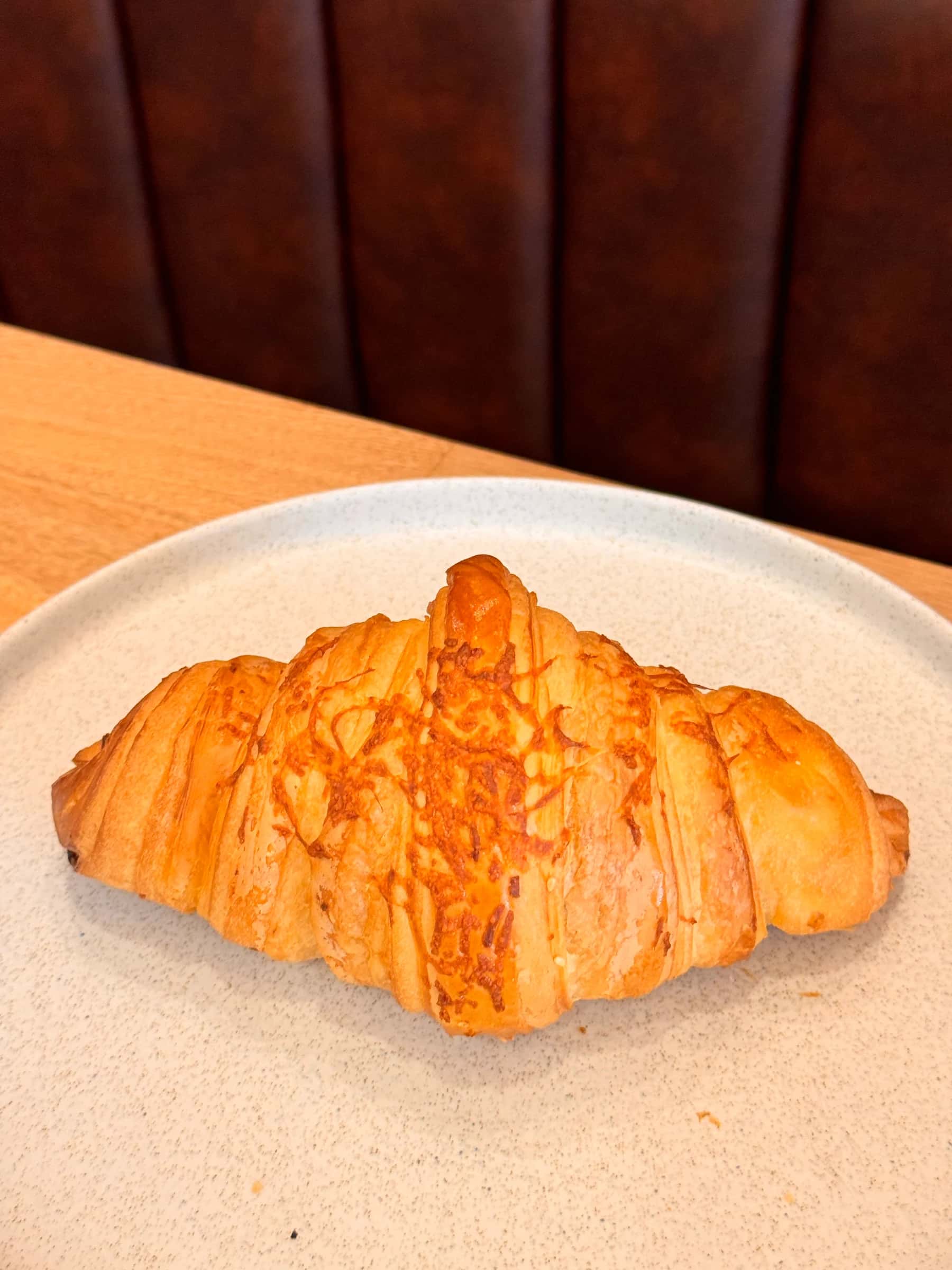 Croissant Queso